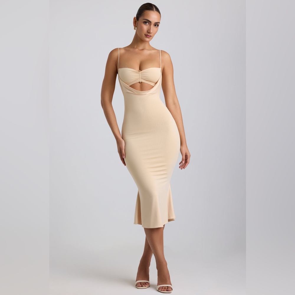 Oh Polly Julane Slinky Jersey Ruched Cut-Out Midaxi Dress in Buttercream Size 4 - Picture 7 of 15